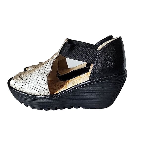 Fly London Peep Toe Shoes Womens EU 38 US 7.5 - 8 Wedge Gold Perforated Black - Picture 3 of 13